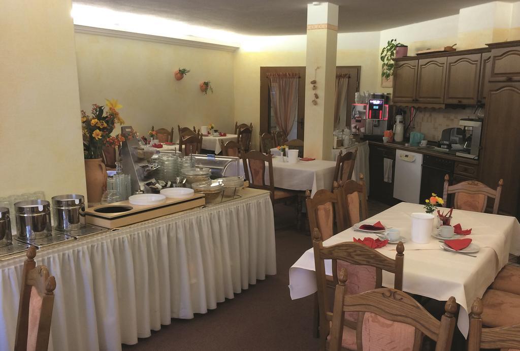 Zum Neuen Schwan Hotel Walluf Екстериор снимка