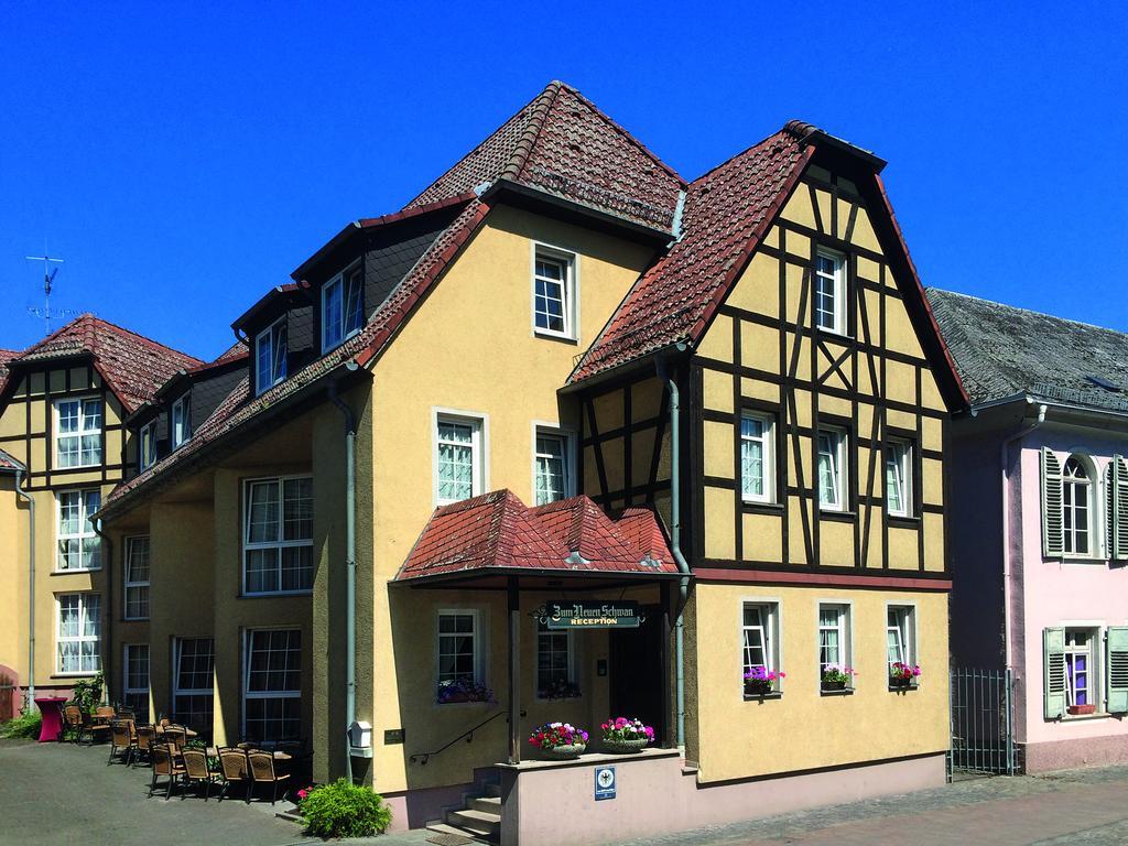 Zum Neuen Schwan Hotel Walluf Екстериор снимка