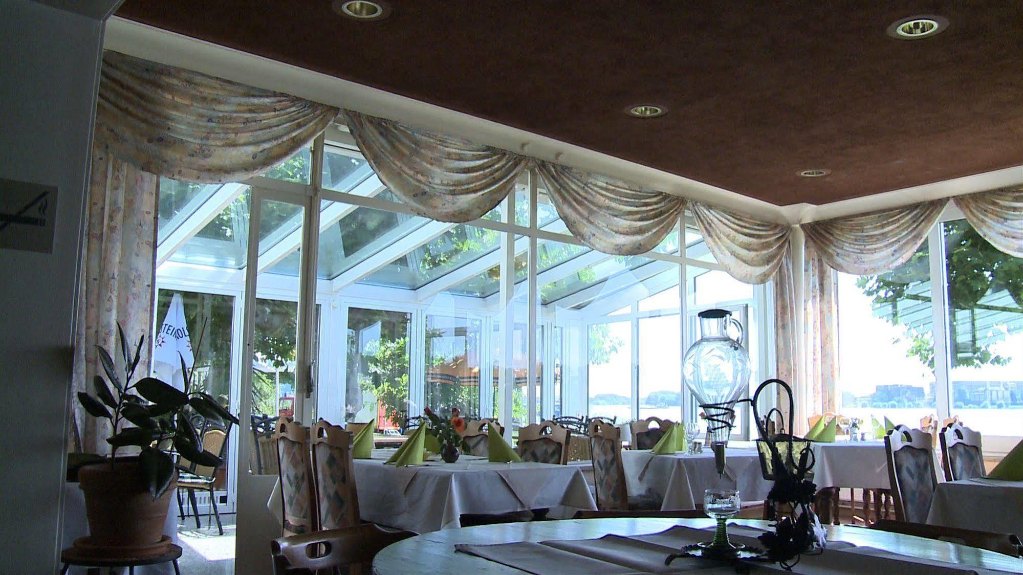 Zum Neuen Schwan Hotel Walluf Екстериор снимка