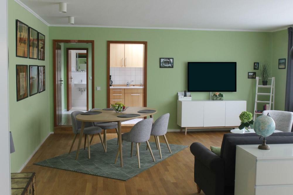 Zum Neuen Schwan Hotel Walluf Екстериор снимка
