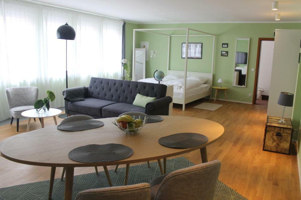 Zum Neuen Schwan Hotel Walluf Екстериор снимка